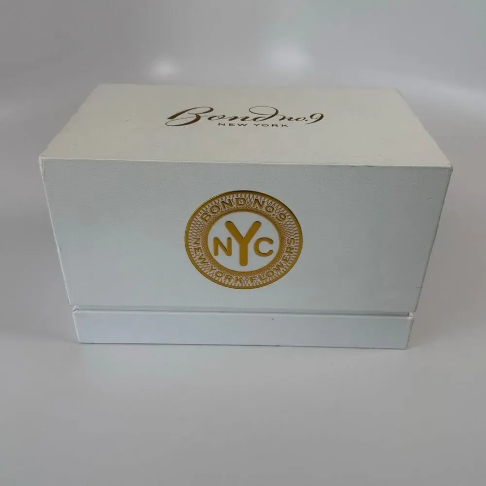 Bond No.9 New York Nomad Refillable Candle Set 6.4 OZ $325